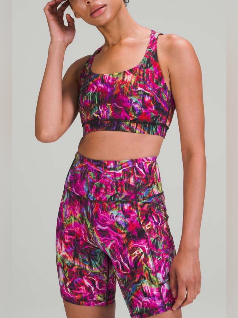Lululemon Athletica Multicolor Women’s 
Bike Shorts Size: 4